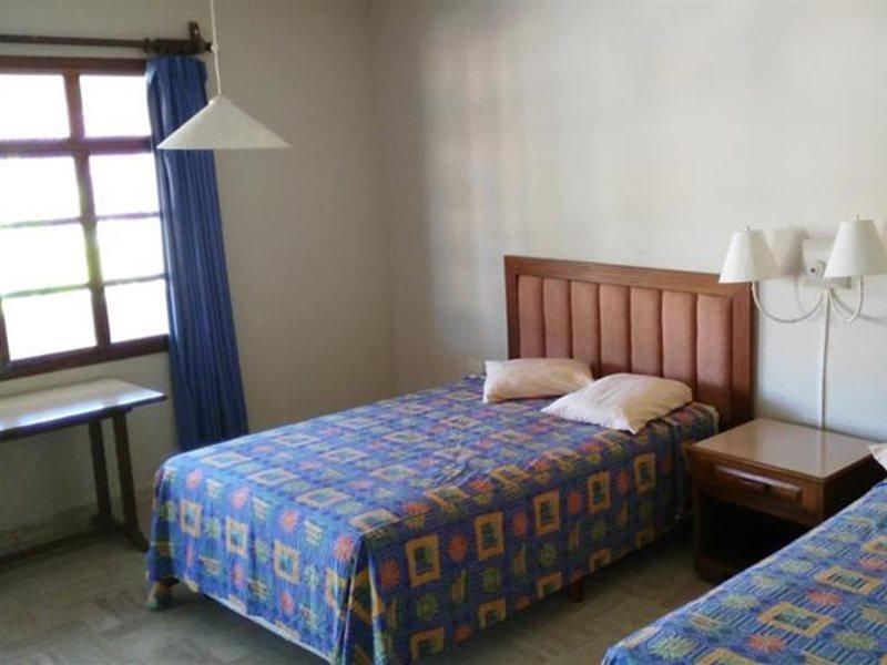 Hotel Debliz 우쉬푸힐 외부 사진